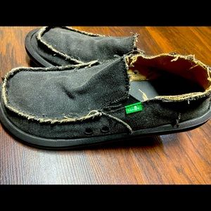 Surf shoes, slip on, barely worn